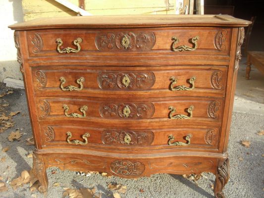 commode louis XV en noyer